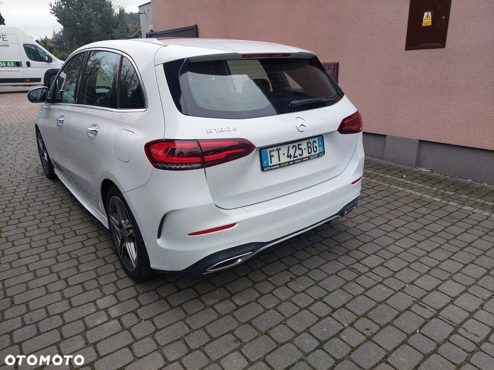 Mercedes-Benz Klasa B 180 d 7G-DCT AMG Line - 5