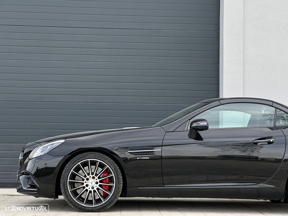 Mercedes-Benz SLC 43 AMG 9G-TRONIC RedArt Edition - 41