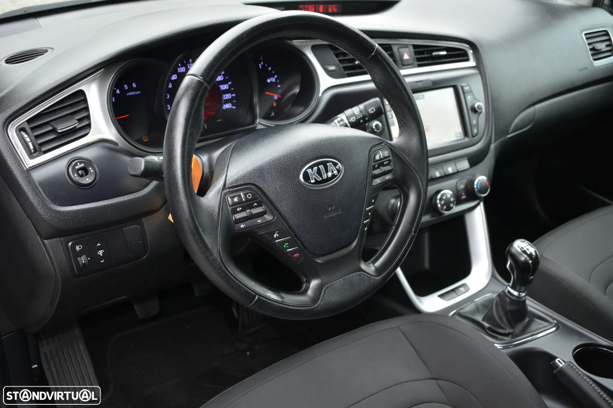 Kia Ceed 1.4 CRDi Nav Line - 14