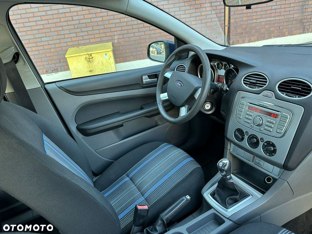 Ford Focus - 12