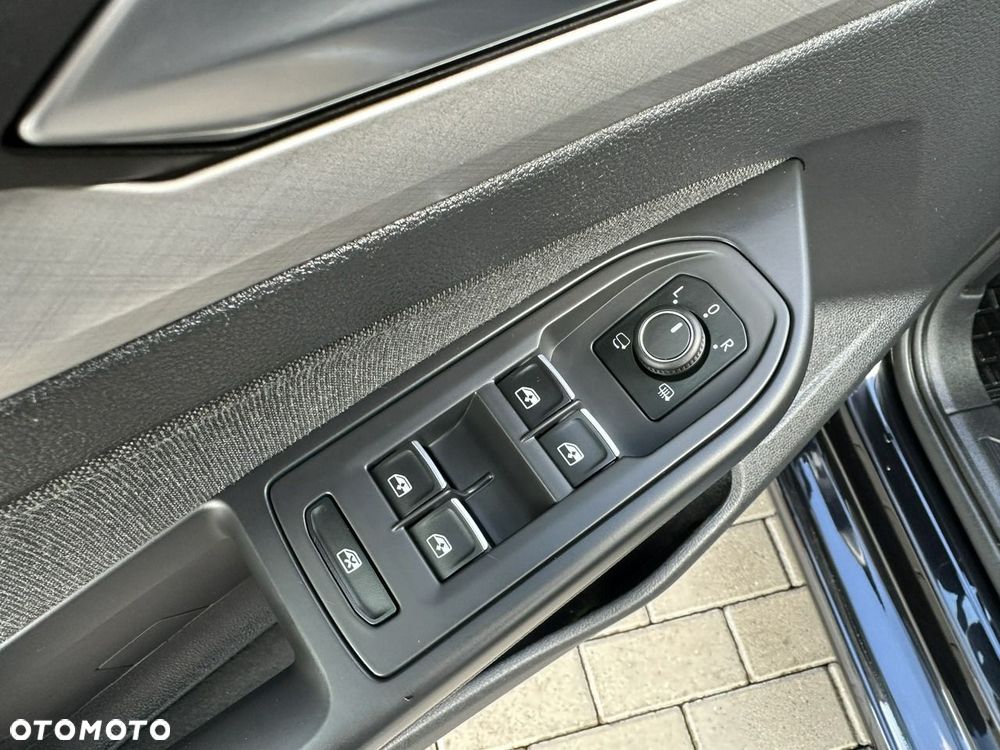Volkswagen Golf Variant 1.5 eTSI EVO Life DSG - 33
