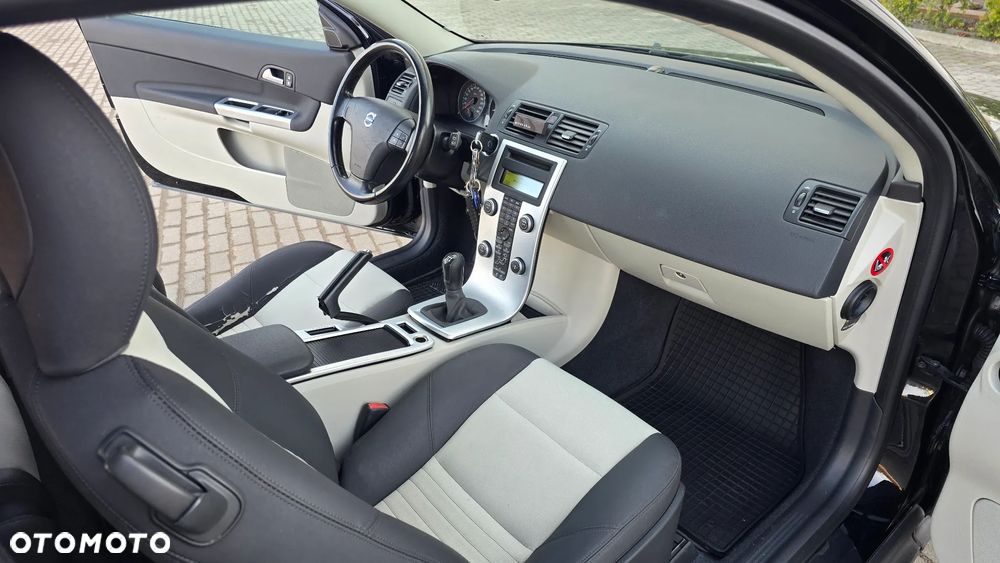 Volvo C30 1.6 Momentum - 9