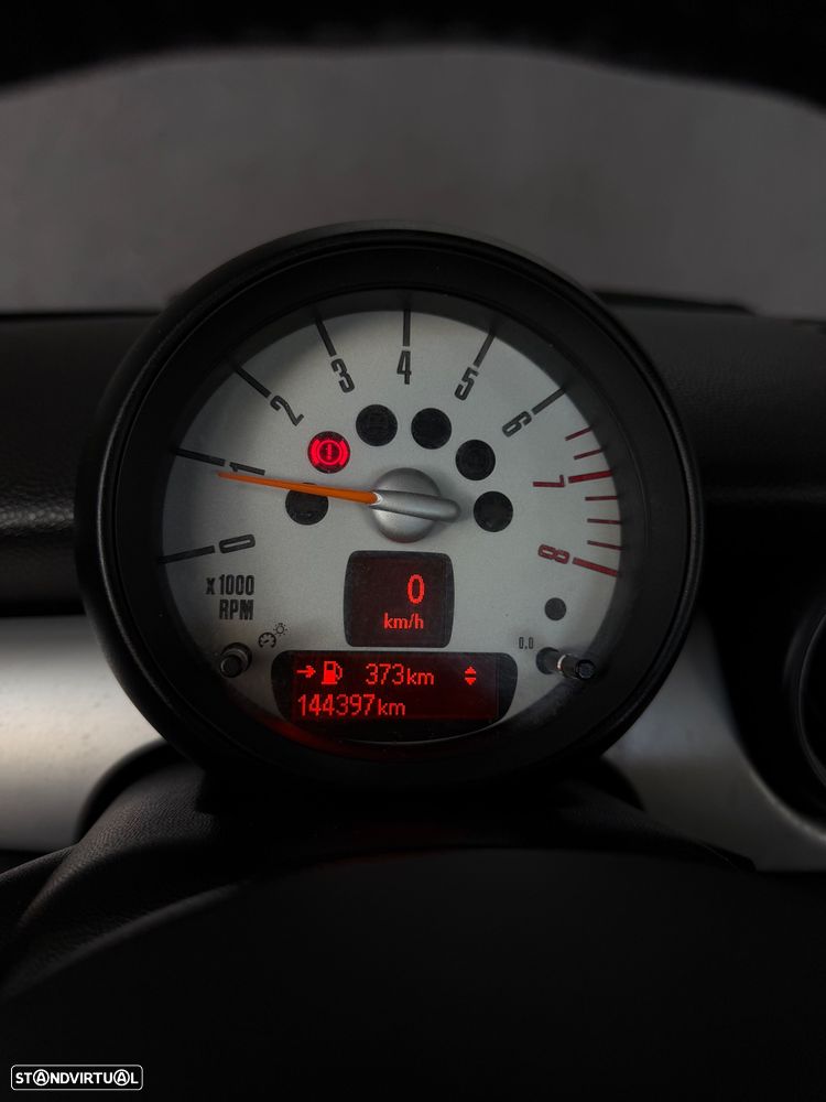 MINI 3 Portas One - 14