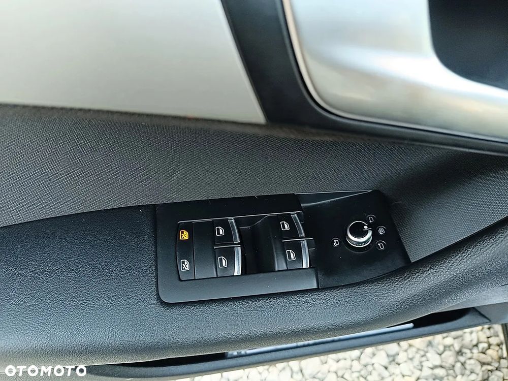 Audi A3 Sportback 1.6 TDI DPF Attraction S tronic - 16