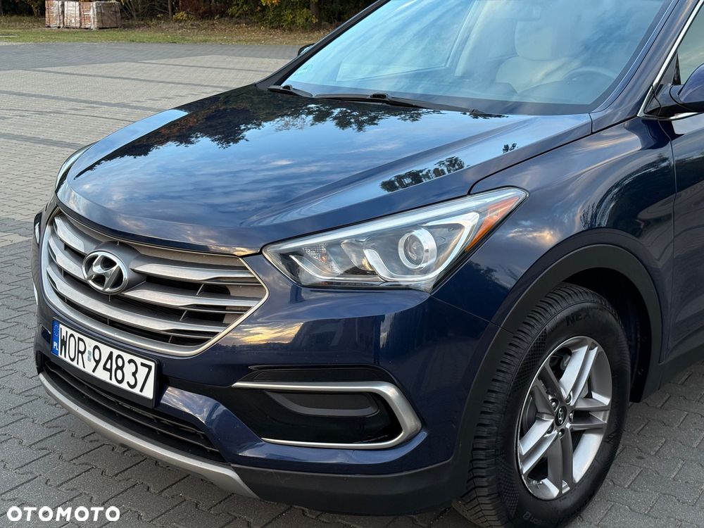 Hyundai Santa Fe 2.4 Sport Utility - 38
