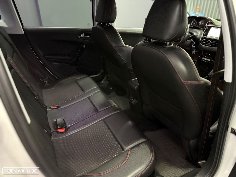 Peugeot 2008 PureTech 110 Stop&Start GT-Line Edition - 15