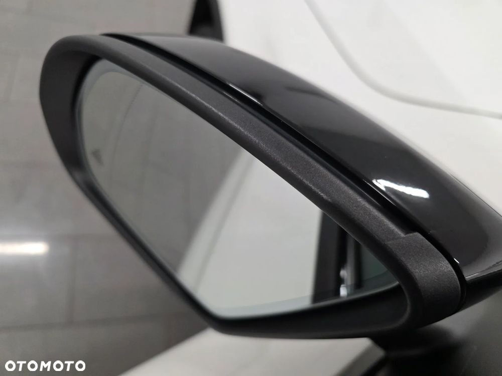 Mercedes-Benz GLC 300 de 4Matic 9G-TRONIC AMG Line Plus - 27