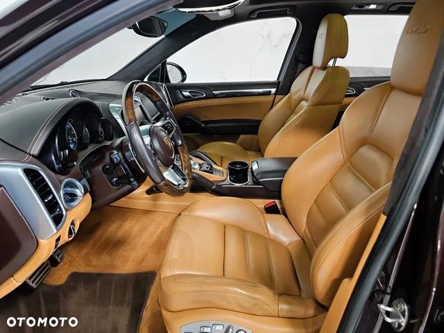 Porsche Cayenne 2016