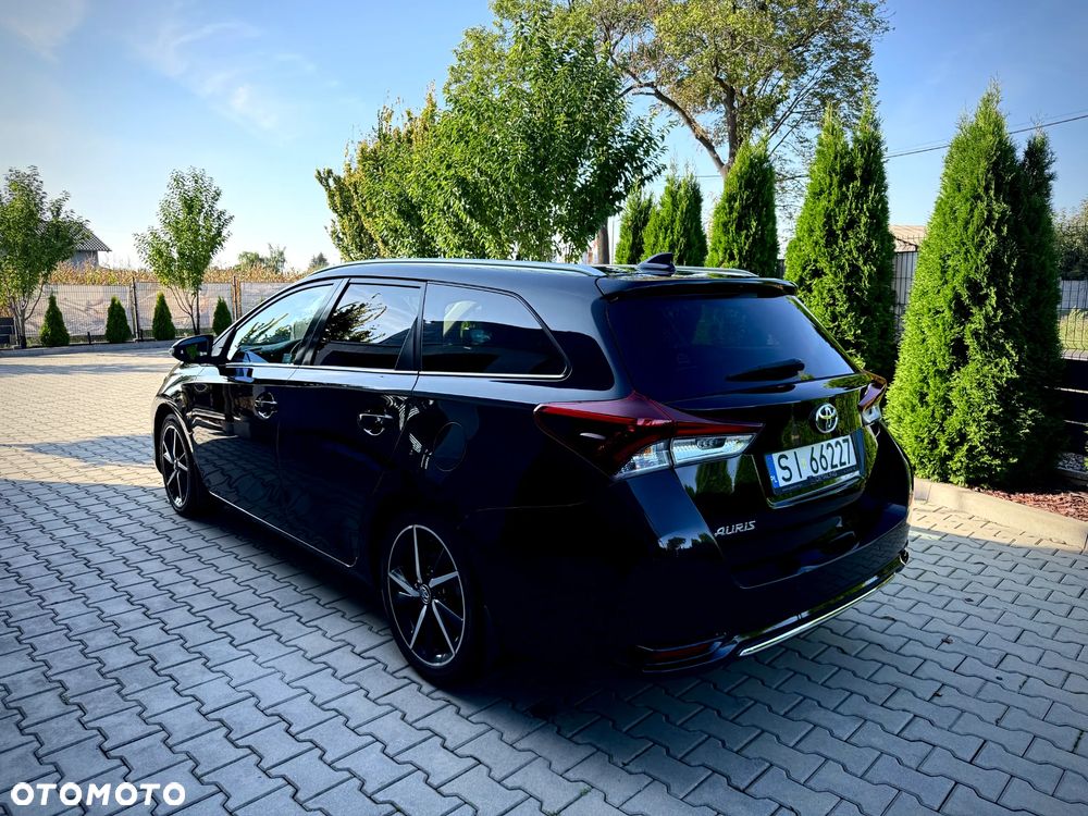 Toyota Auris - 5