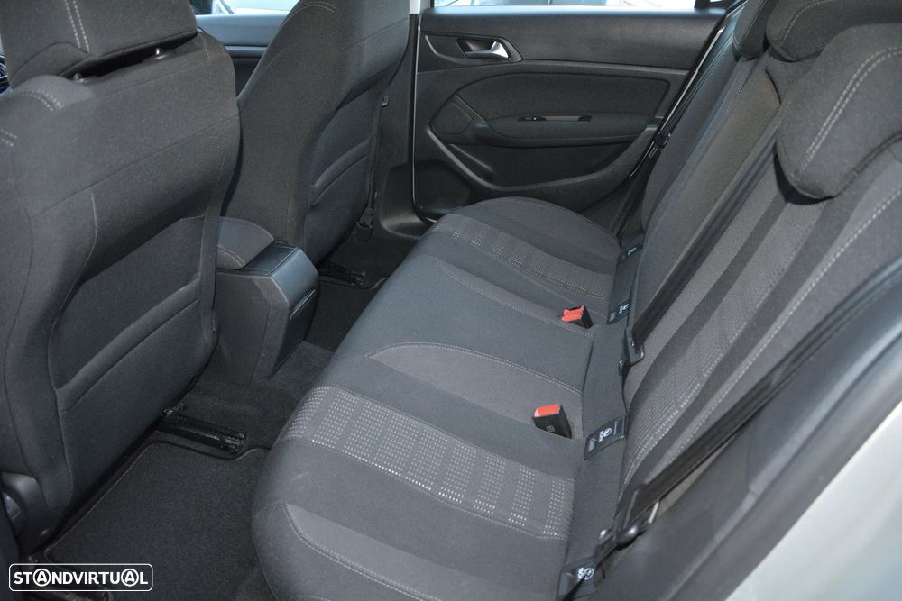 Peugeot 308 - 6