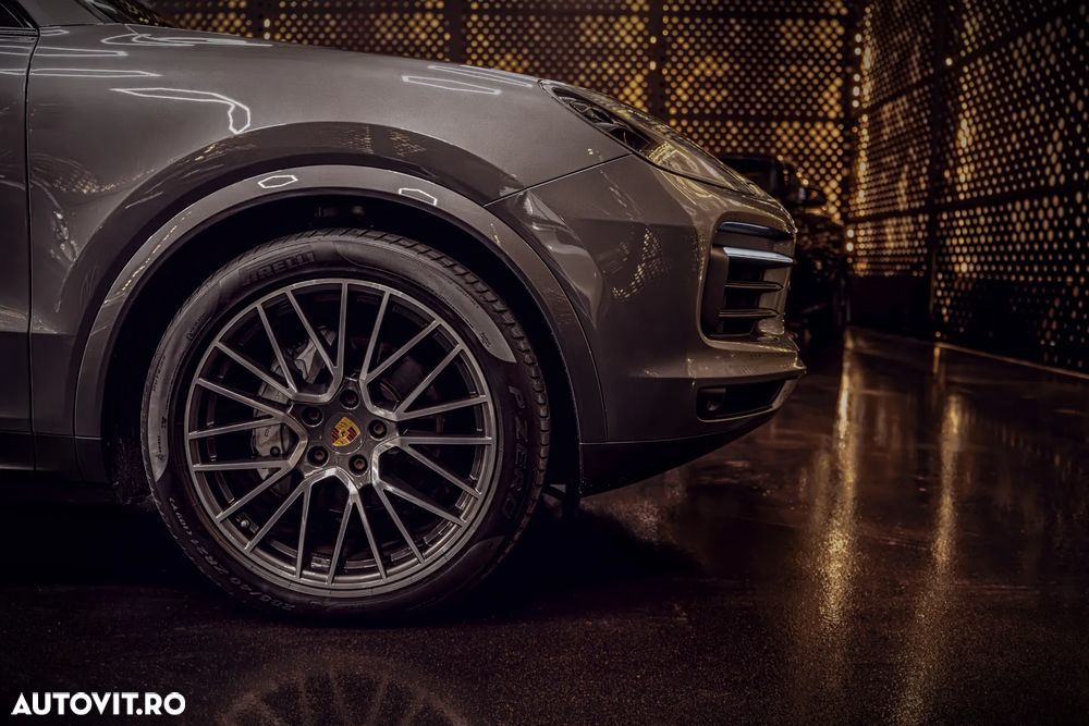 Porsche Cayenne Tiptronic S Platinum Edition - 7