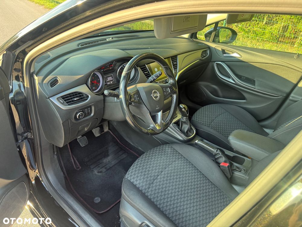 Opel Astra 1.6 CDTI Enjoy - 8