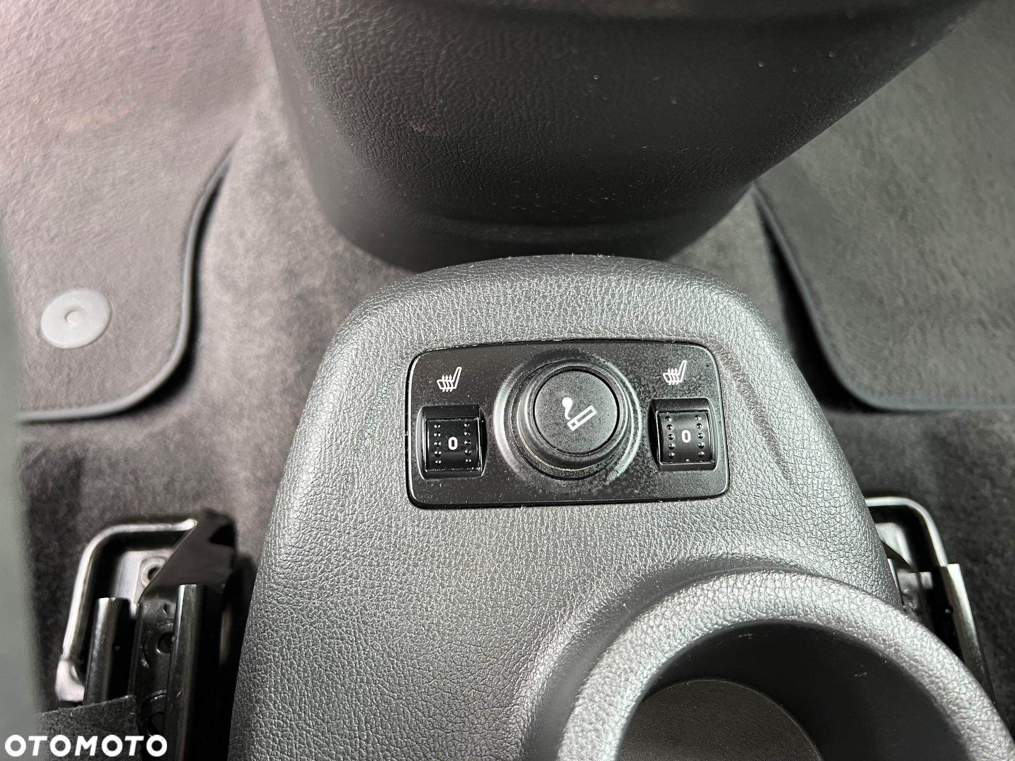 Ford Tourneo Connect 1.5 EcoBlue Start-Stop Titanium - 19
