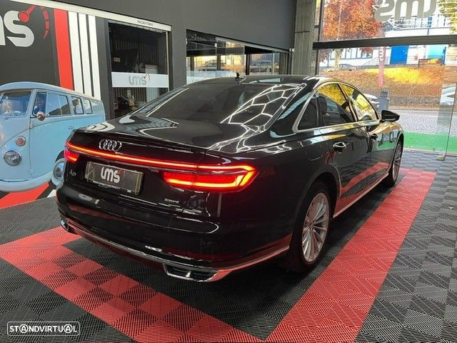 Audi A8 3.0 TDI V6 quattro Tiptronic Longo - 4