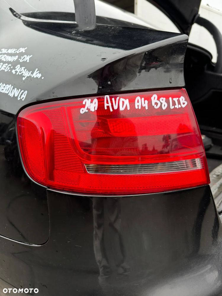 AUDI A4 B8 LAMPA LEWA TYLNA LEWY TYŁ Z BŁOTNIKA SEDAN - 2