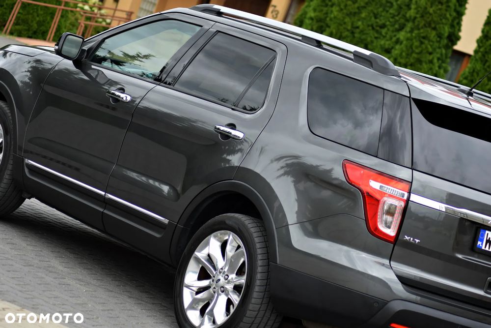 Ford Explorer - 14