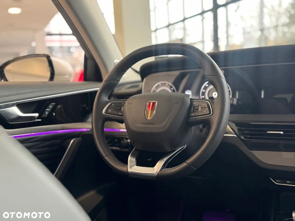 Hongqi HS5 2.0T AWD - 10