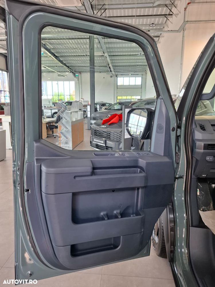 Kia PV5 Passenger - 19