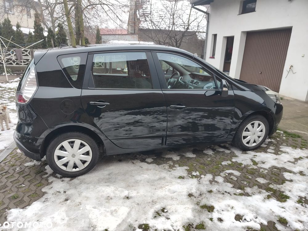 Renault Scenic dCi 110 Paris - 5