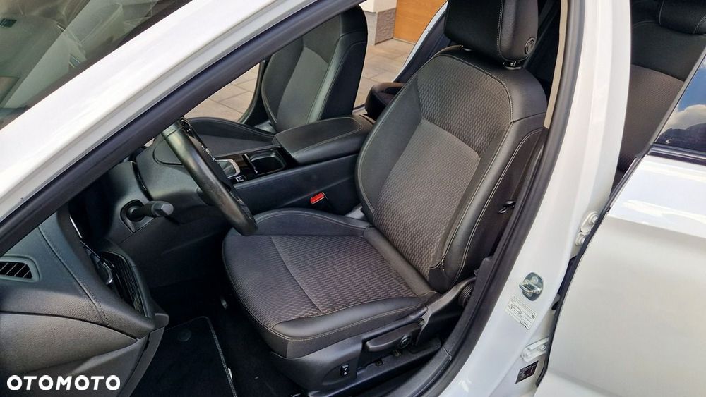 Opel Insignia - 22