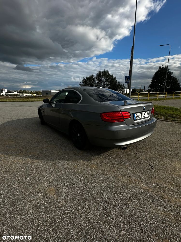 BMW Seria 3 320d - 5