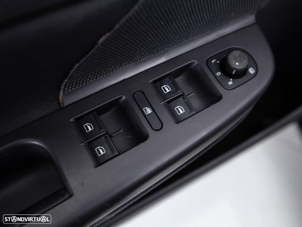 VW Golf Variant - 12