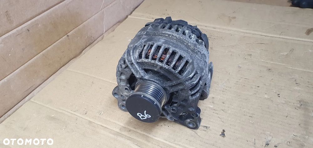 Alternator prądnica VW Passat B6 1.4 TSI 03C903023A - 3