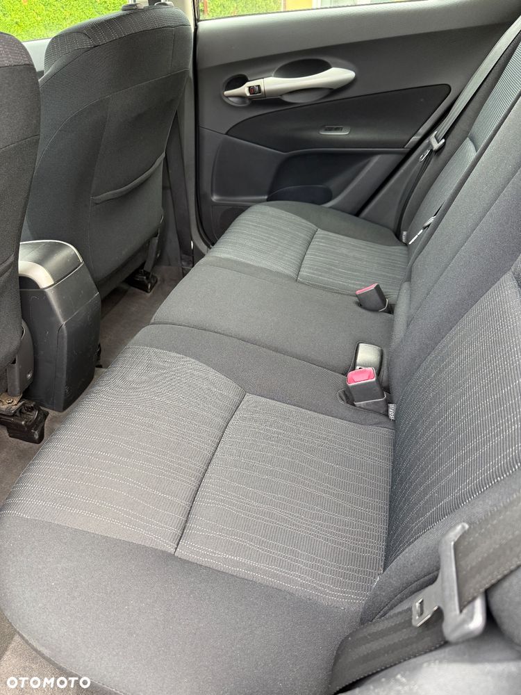 Toyota Auris 1.6 VVT-i Prestige - 23