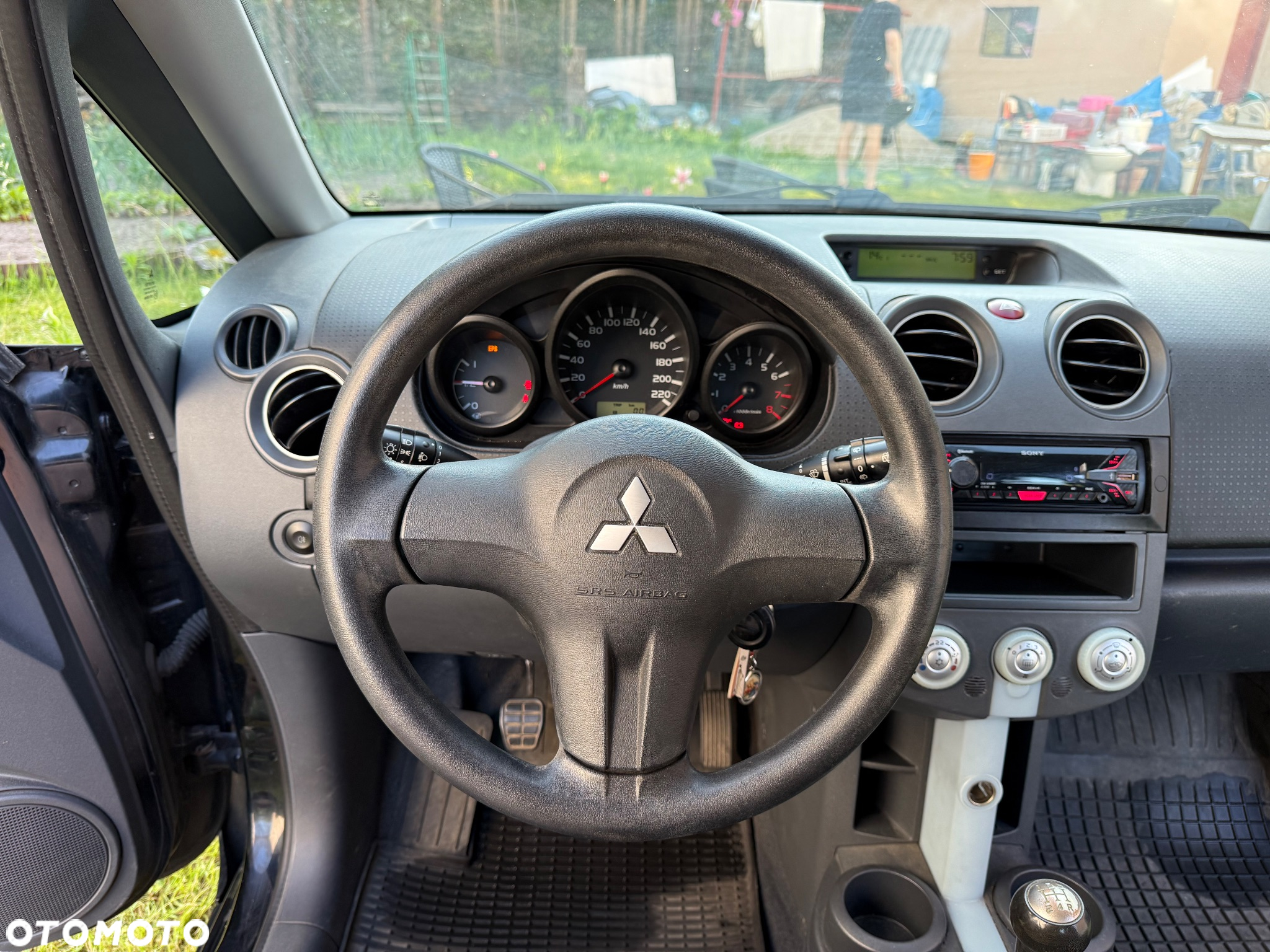 Mitsubishi Colt 1.3 Inform - 12