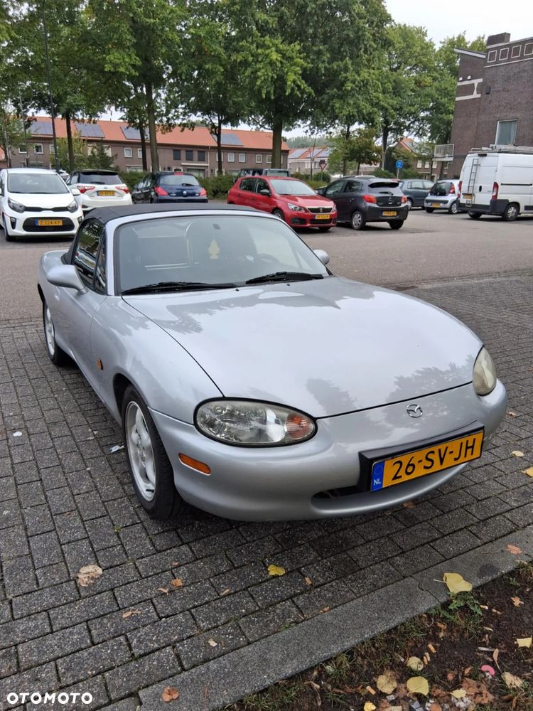 Mazda MX-5 1.6i 16V - 2