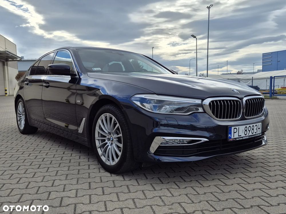 BMW Seria 5 520d xDrive Luxury Line sport - 41