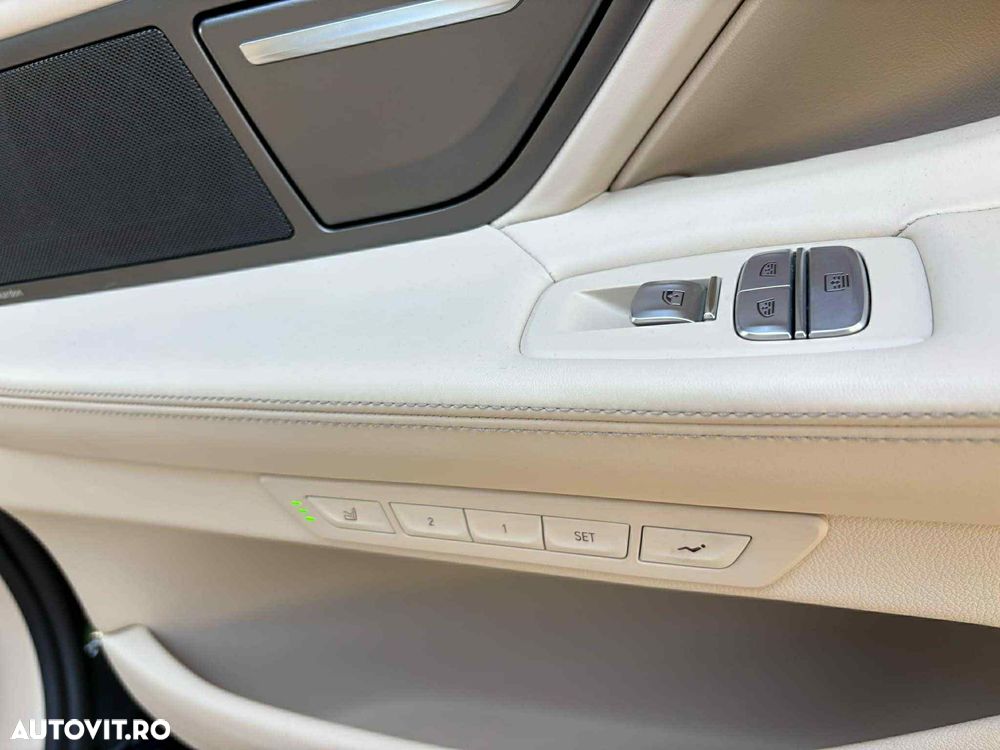 BMW Seria 7 730Ld xDrive MHEV - 15