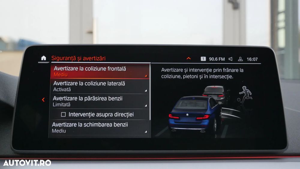 BMW Seria 5 530i xDrive AT - 30