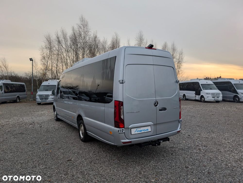 Mercedes-Benz Sprinter 519 - 8