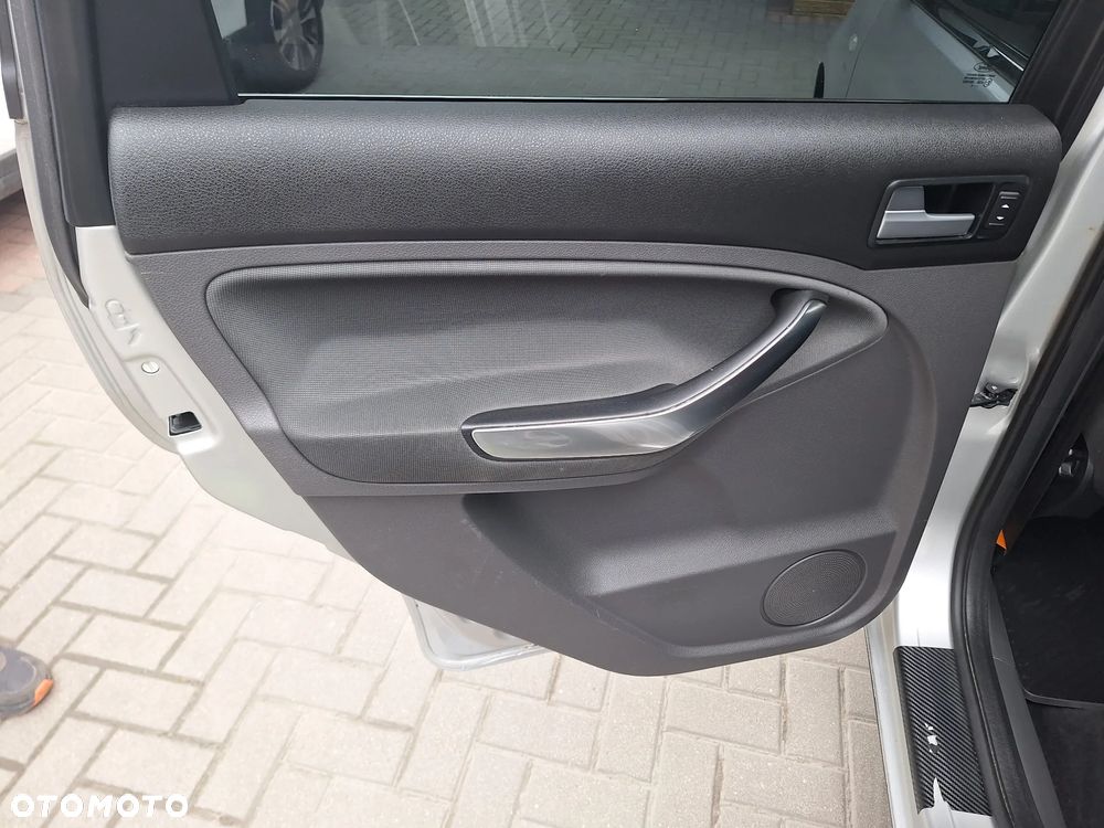 Ford C-MAX 1.6 TDCi Ambiente - 19
