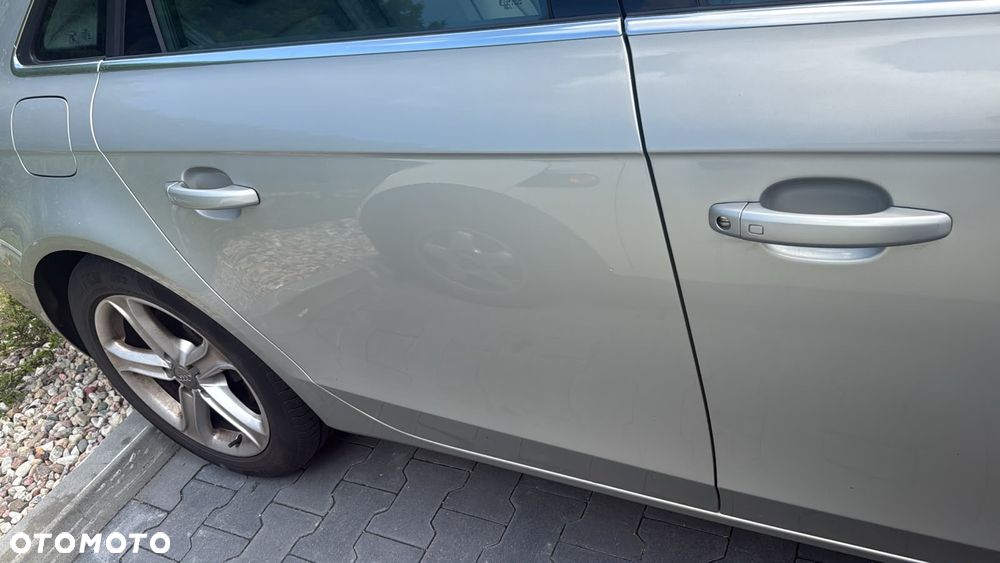 Audi A4 Limousine 2.0 TDI DPF Ambiente - 6