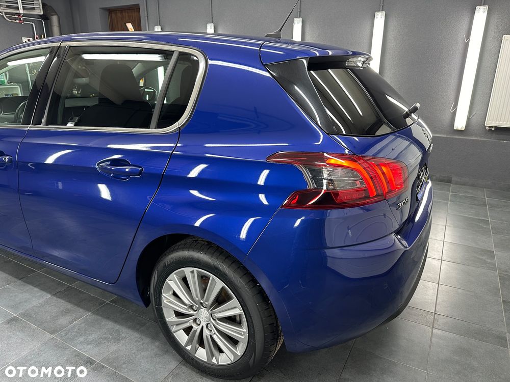 Peugeot 308 - 11