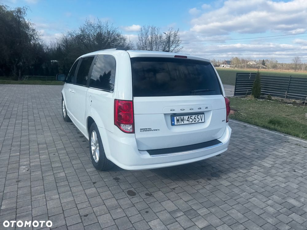 Dodge Grand Caravan 3.6 R/T - 6