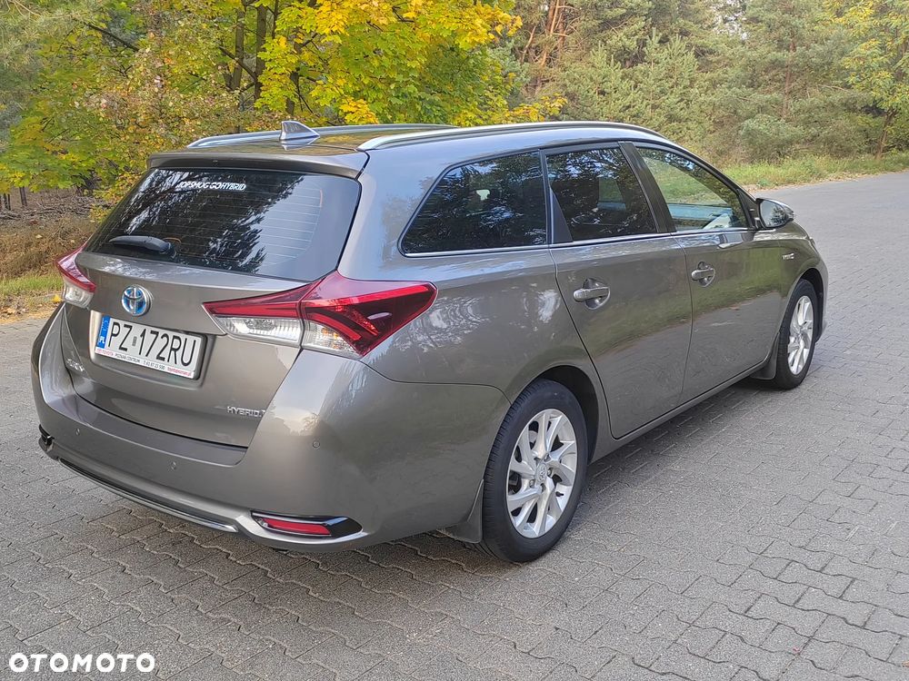 Toyota Auris - 16
