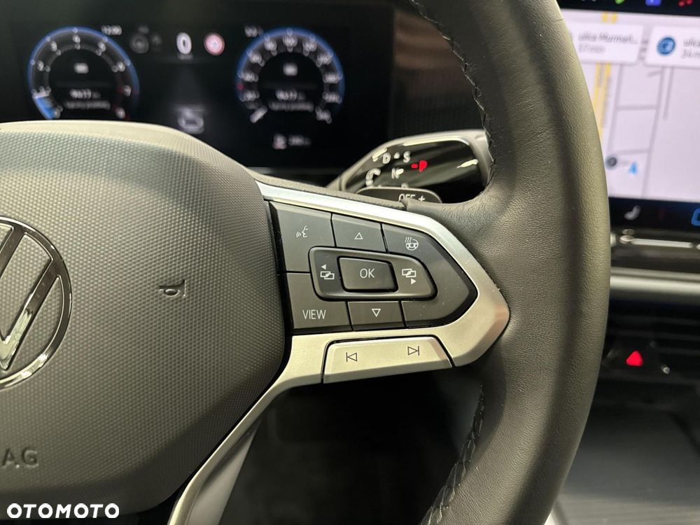 Volkswagen Passat - 16