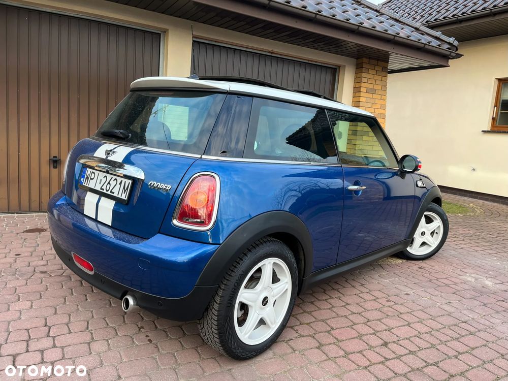 MINI Cooper Seven - 3