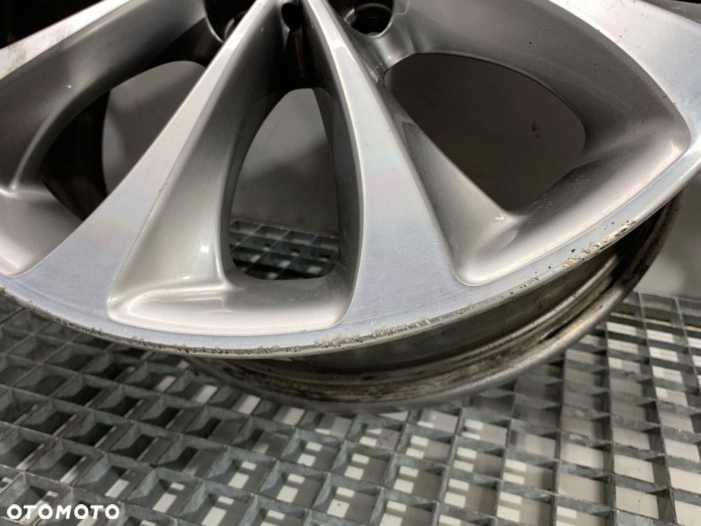 FELGI ALUMINIOWE KOMPLET 18 8J 5X120 72,1 ET 30  BMW 5 Touring (F11) 2009 - 2017 525 d 155 kW [211 - 7