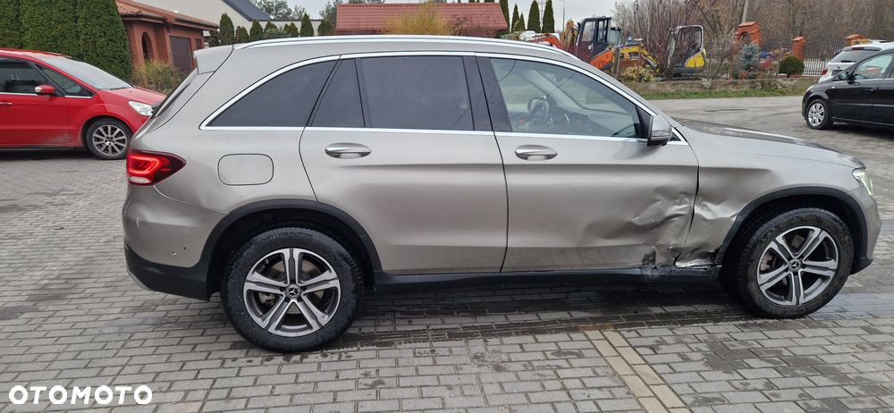 Mercedes-Benz GLC 220 d 4Matic 9G-TRONIC Exclusive - 12