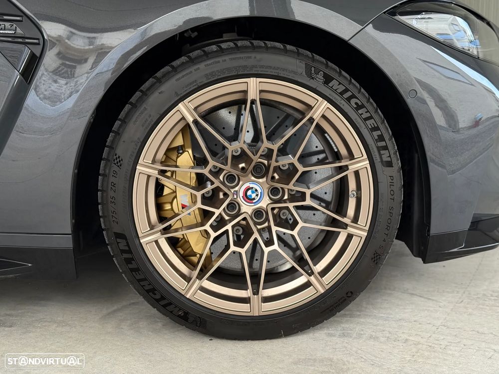 BMW M4 Competition Pack 50 anos M - 8