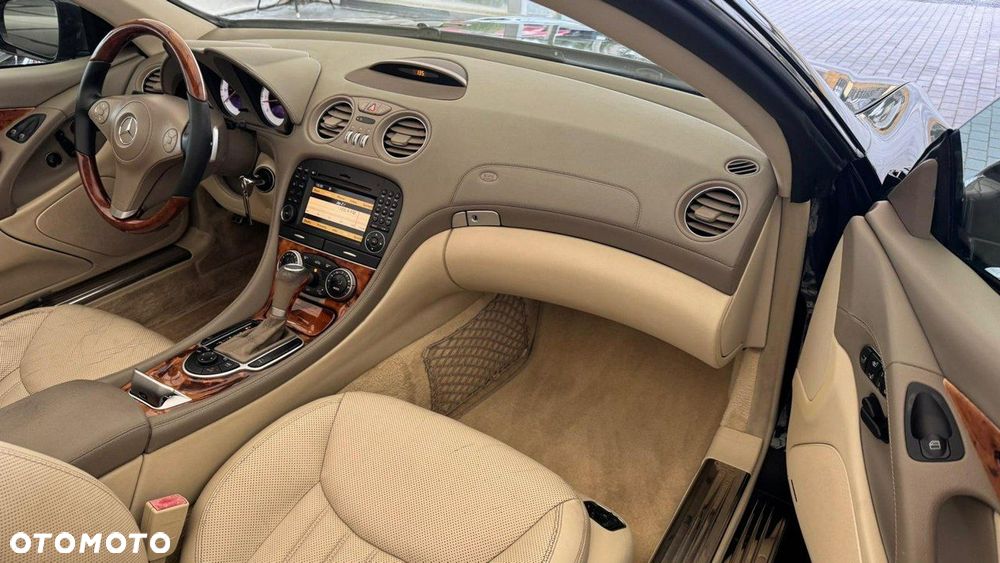 Mercedes-Benz SL - 37