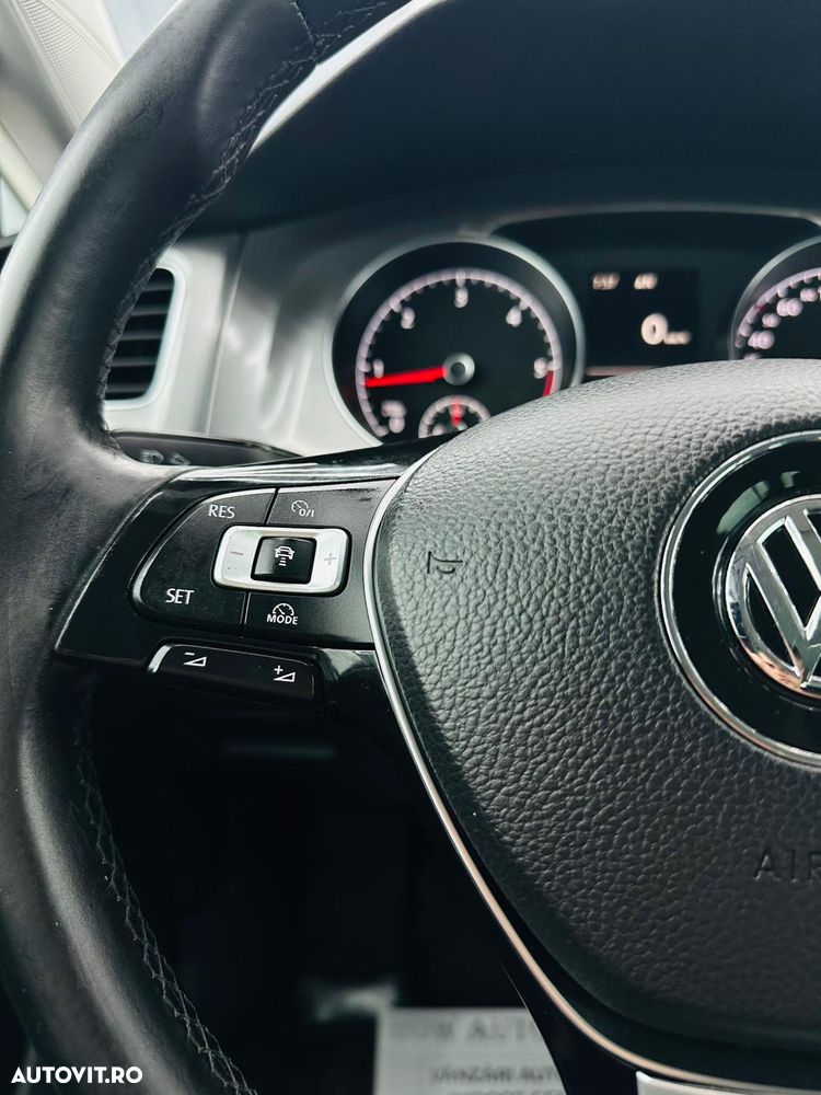 Volkswagen Golf 1.6 TDI BlueMotion Technology Trendline - 32