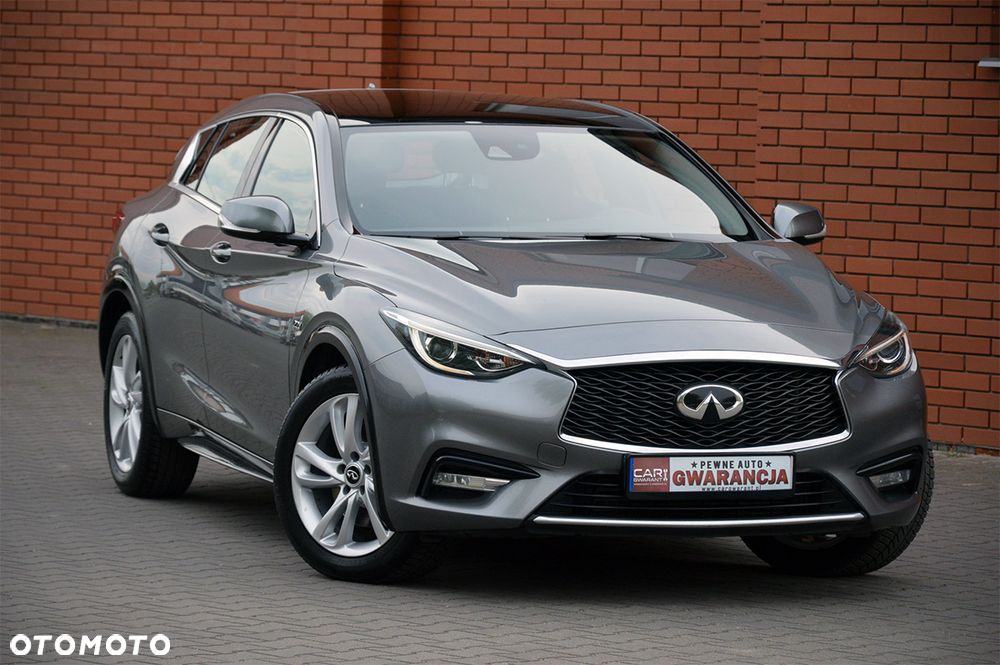Infiniti Q30 2.2d DCT AWD City Black Edition - 18