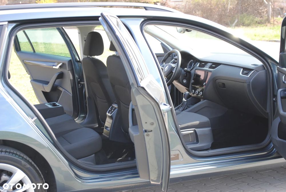 Skoda Octavia 1.5 TSI ACT Style DSG - 20