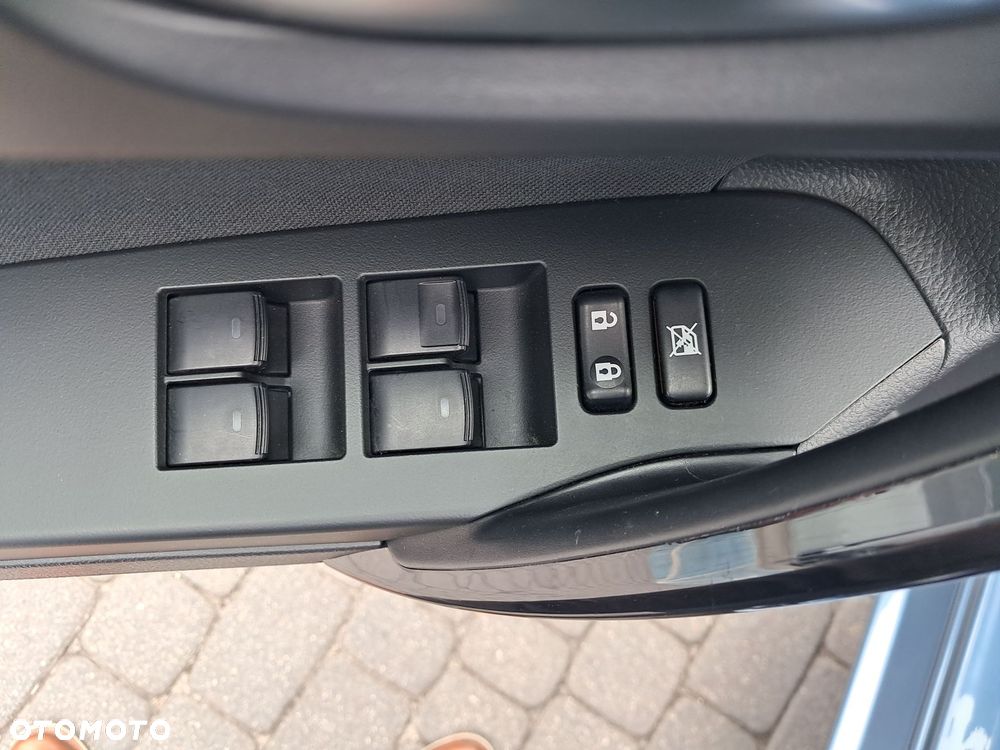 Toyota Auris - 11
