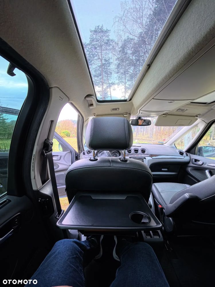 Ford Galaxy 2.0 TDCi Ghia - 12